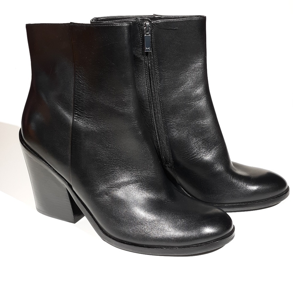 Marc Fisher LTD Ankle Booties Blk Leather 4" Heel